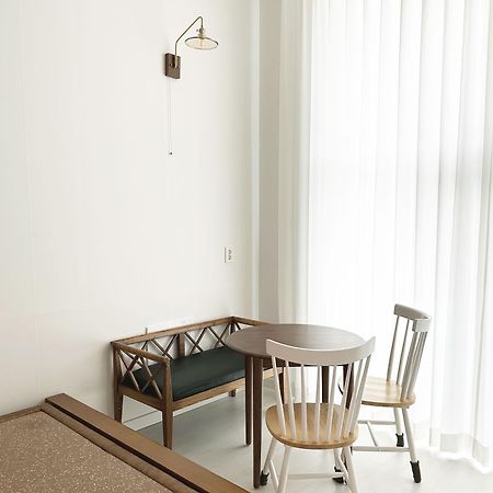 Rooftop Moonlight Pension Gangneung Exterior foto